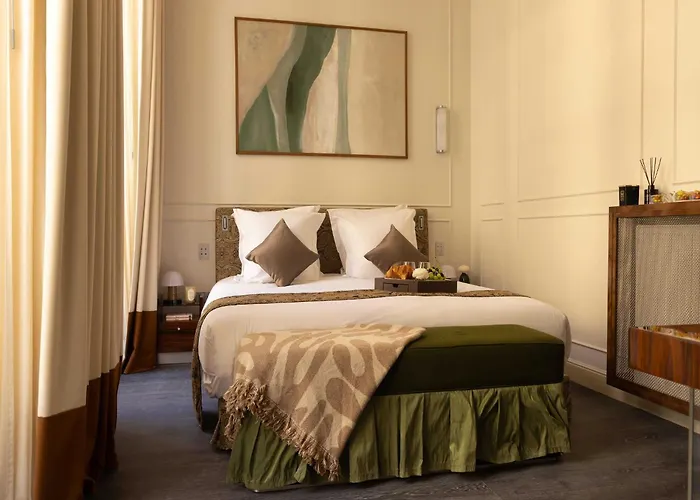 Palais Bourbon Hotel - Suite 21- 4P - Invalides